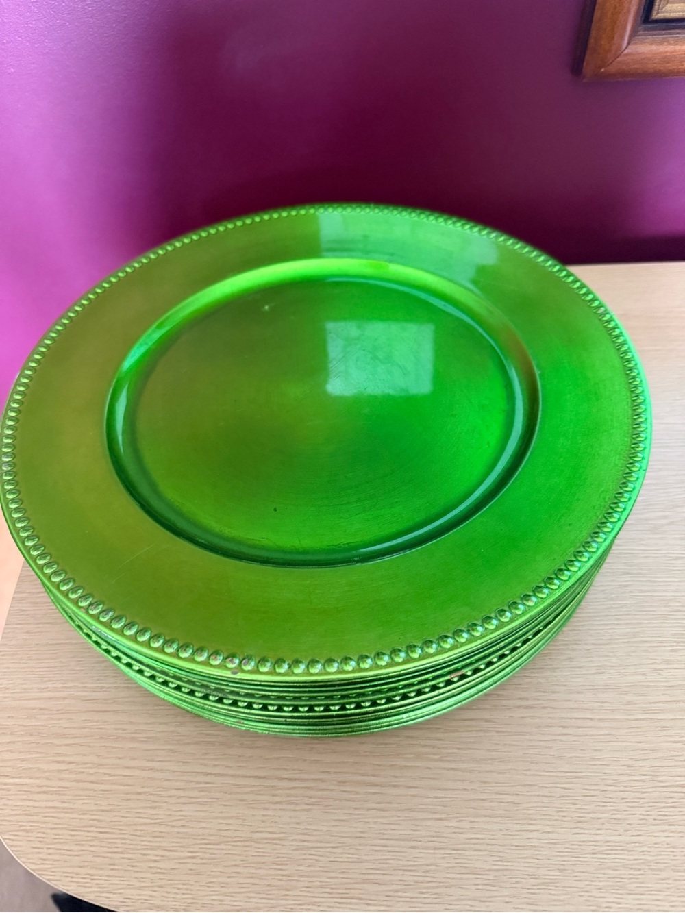 Green plastic charger Plates - Elegant Beaded Edge